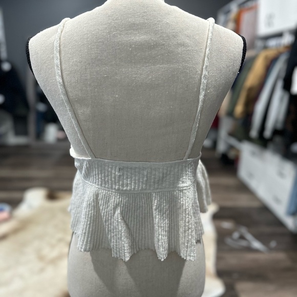 Urban Outfitters White Babydoll Crop Ruffle Ribbed Tank Top Coquette Medium - Picture 4 of 6